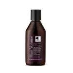 „New Nordic Hair Volume™“ kondicionierius su obuolių ekstraktu, kviečių ir ryžių baltymais atgaivina ir maitina plaukus, suteikdamas jiems apimties, blizgesio ir švelnumo. Produkto nuotrauka.