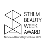 Logotipas, rodantis nominaciją „STHLM Beauty Week Award“ kategorijoje „Geriausias dieninis/naktinis kremas 2022“.